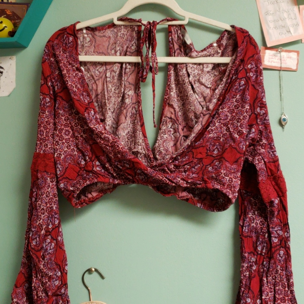 Boho print- Cropped bellsleeve top